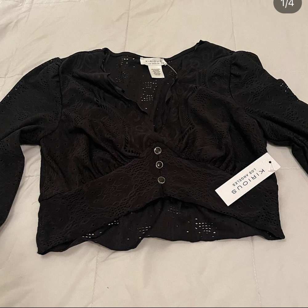boutique black top